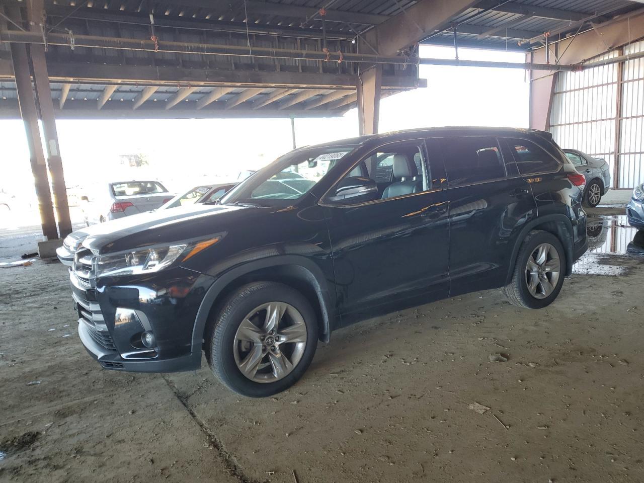 2019 TOYOTA HIGHLANDER