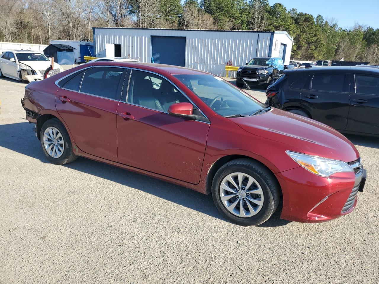 2017 TOYOTA CAMRY LE - Фото 4