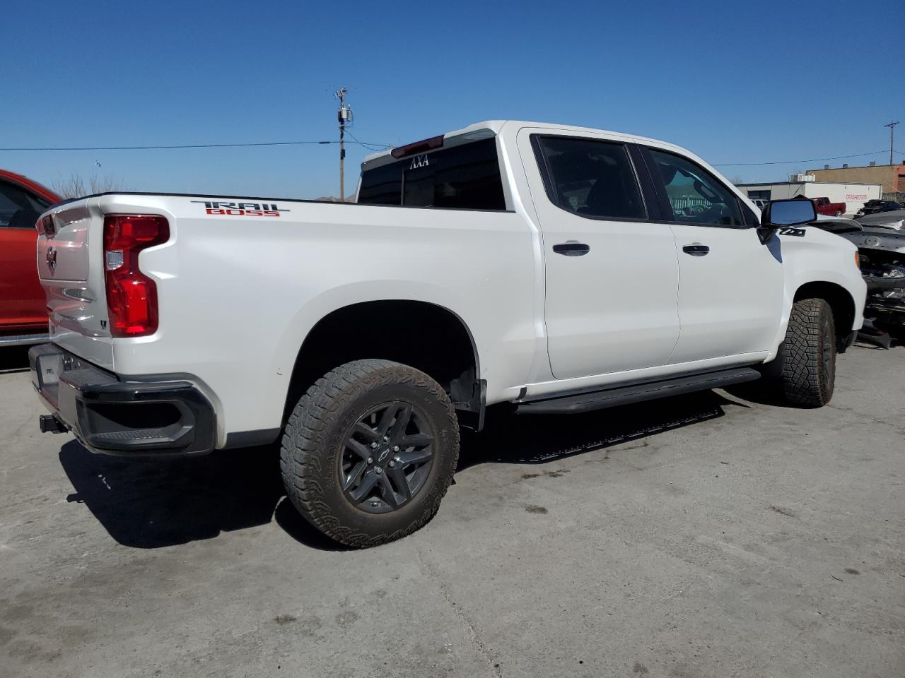 2024 CHEVROLET SILVERADO - Фото 3