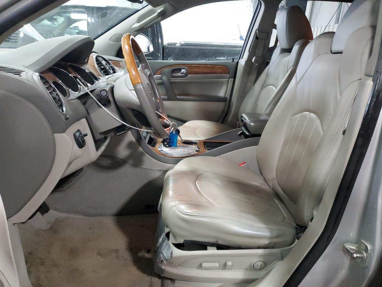 2011 BUICK ENCLAVE CX - Image 7