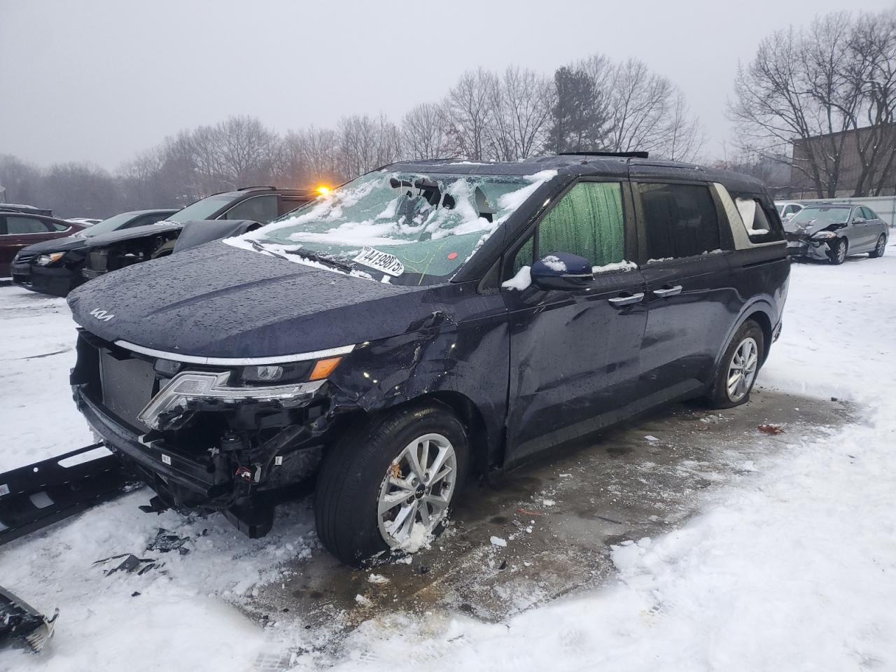 2024 KIA CARNIVAL L