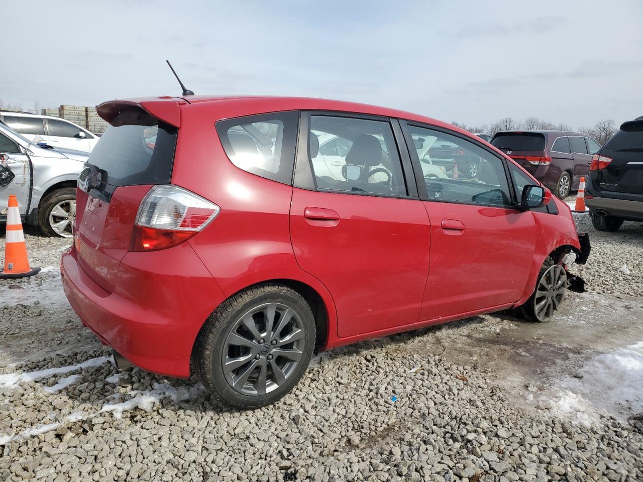 2013 HONDA FIT SPORT - Фото 3