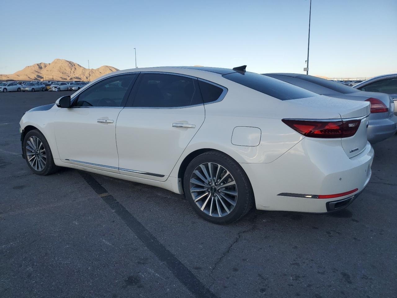 2017 KIA CADENZA PR - Image 2