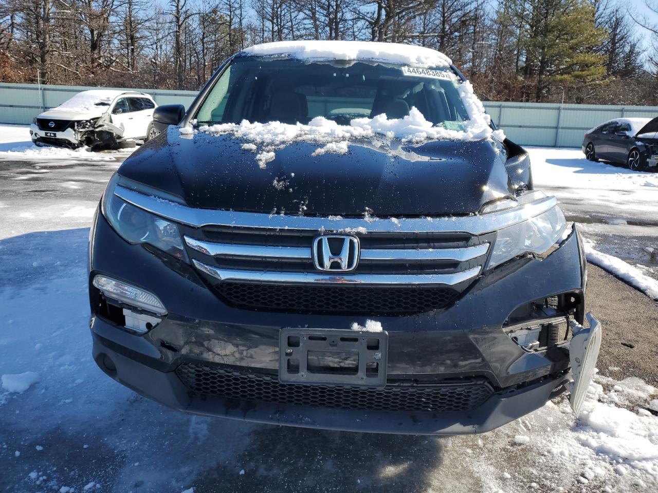 2017 HONDA PILOT LX - Фото 5