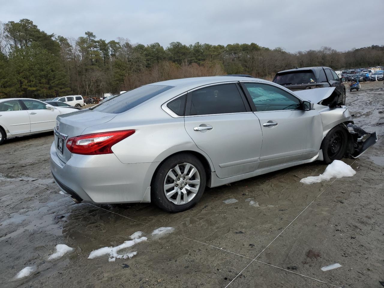2017 NISSAN ALTIMA 2.5 - Фото 3