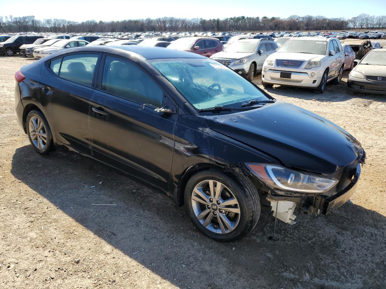 2017 HYUNDAI ELANTRA SE - Image 4