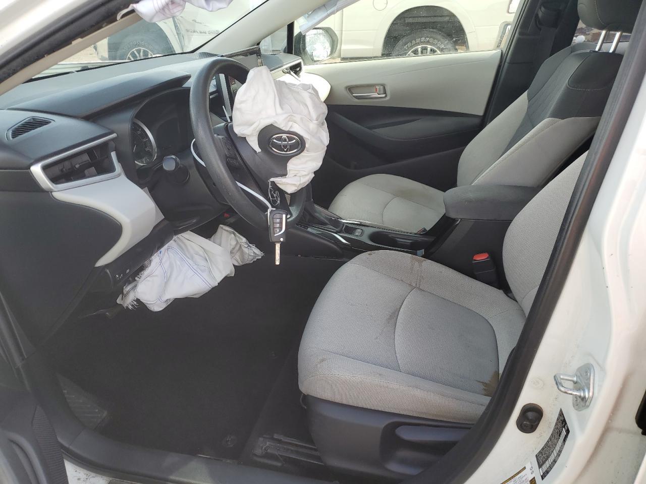 2020 TOYOTA COROLLA LE - Фото 7