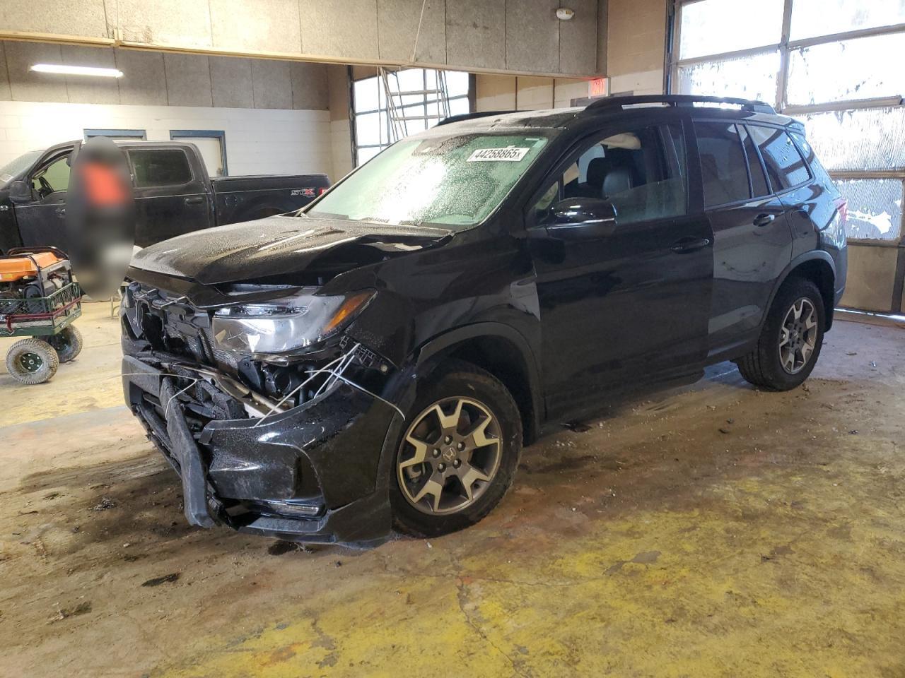 2023 HONDA PASSPORT T