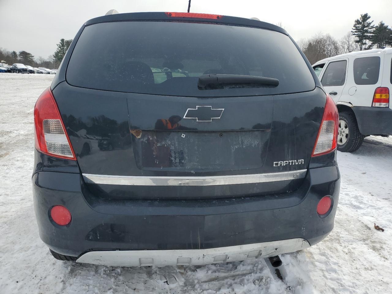 2013 CHEVROLET CAPTIVA LT - Image 6