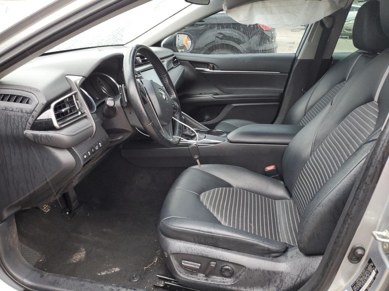 2020 TOYOTA CAMRY SE - Image 7