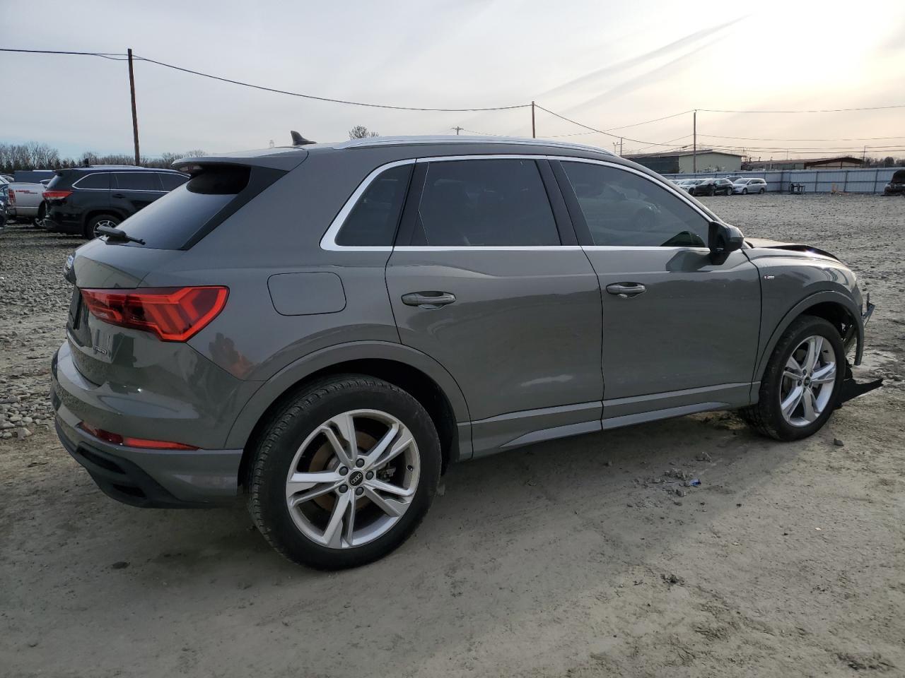 2022 AUDI Q3 PREMIUM - Image 3