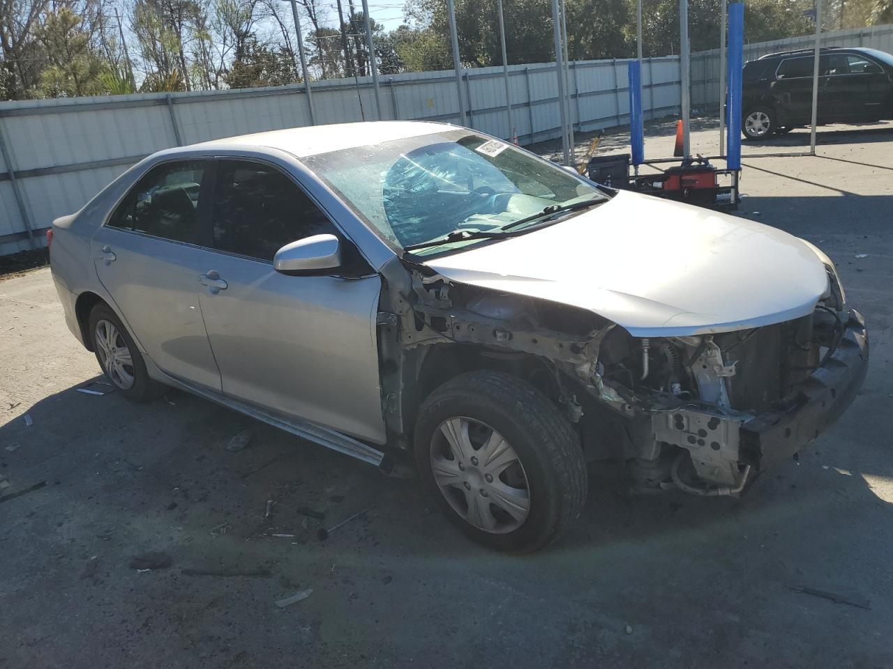 2014 TOYOTA CAMRY L - Фото 4