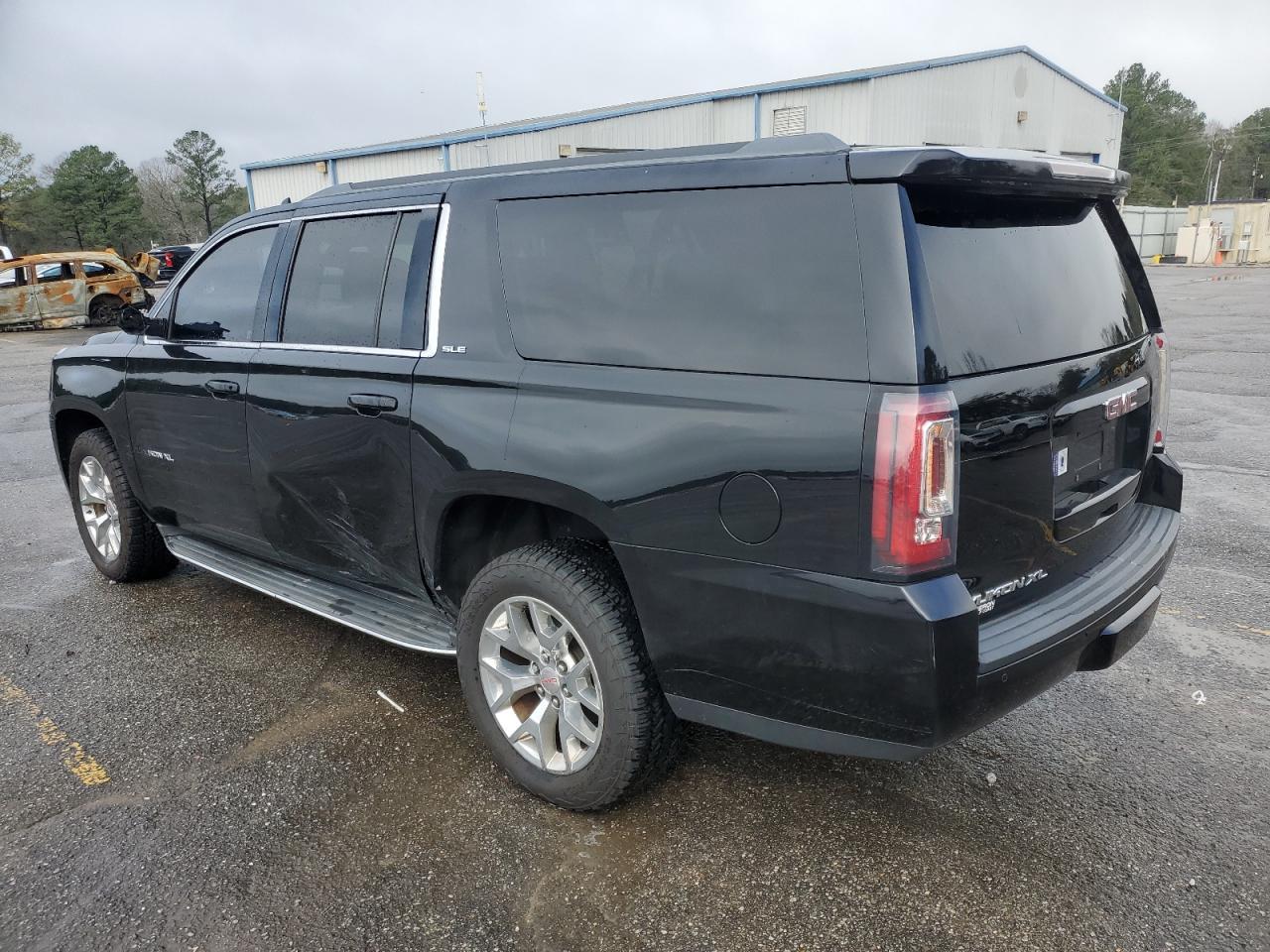 2016 GMC YUKON XL C - Фото 2