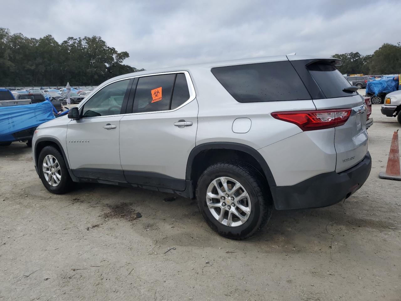2021 CHEVROLET TRAVERSE L - Фото 2