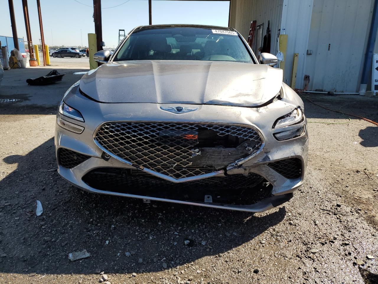 2022 GENESIS G70 BASE - Image 5