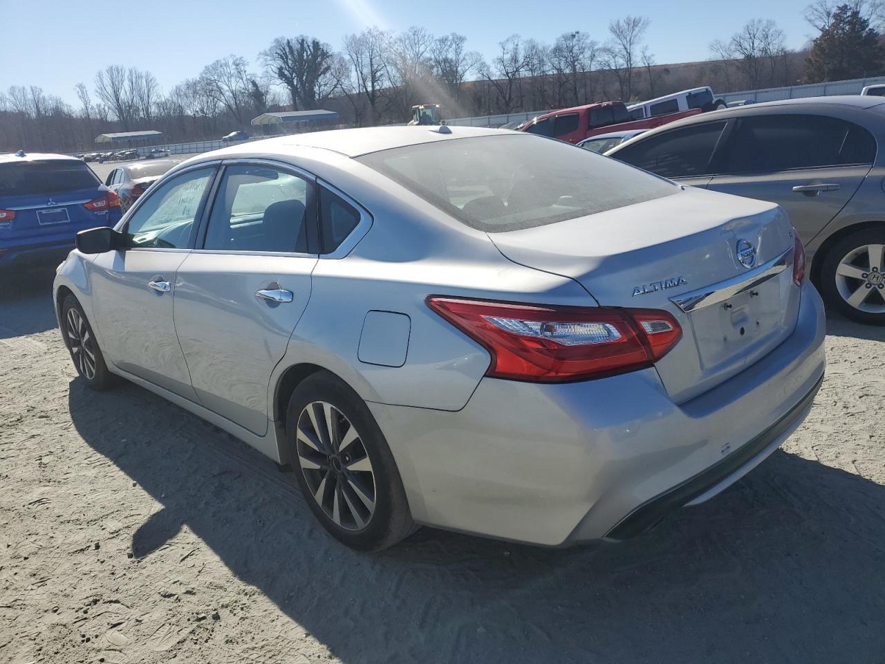 2017 NISSAN ALTIMA 2.5 - Фото 2