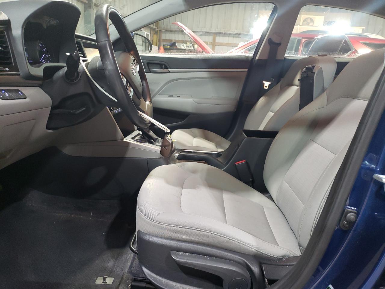 2017 HYUNDAI ELANTRA SE - Image 7