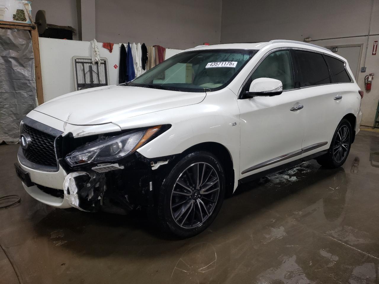 2016 INFINITI QX60