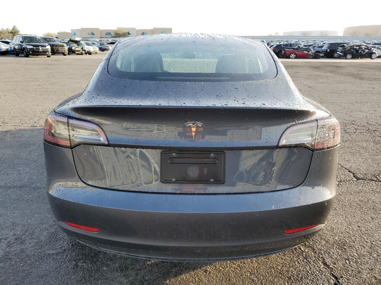 2022 TESLA MODEL 3 - Фото 6