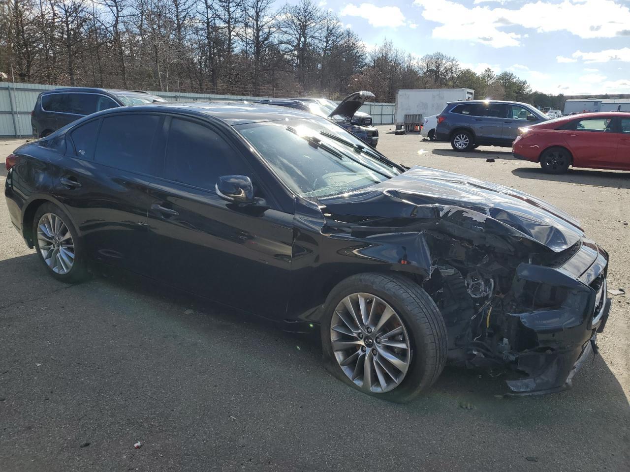 2018 INFINITI Q50 LUXE - Image 4
