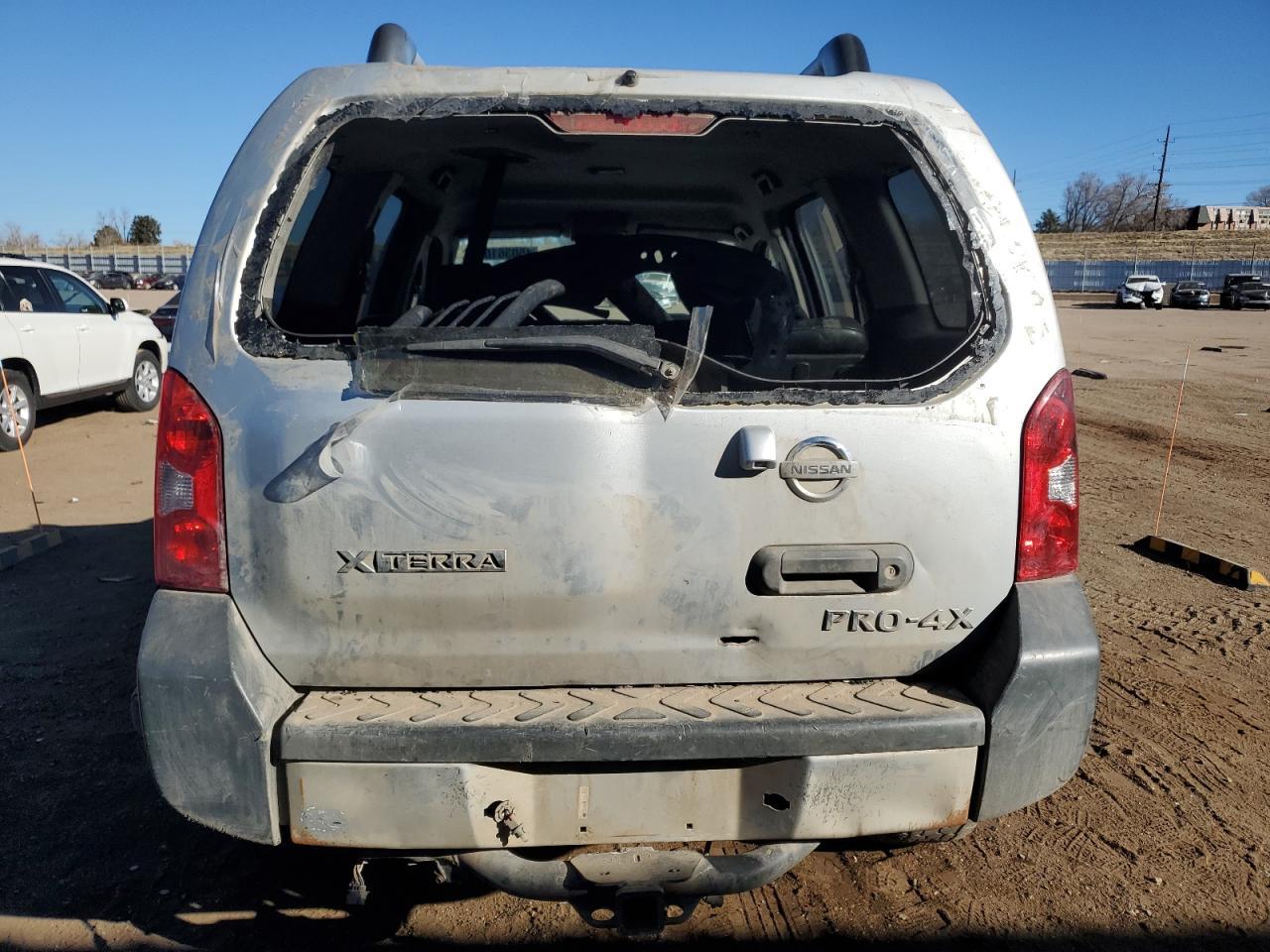 2015 NISSAN XTERRA X - Фото 6