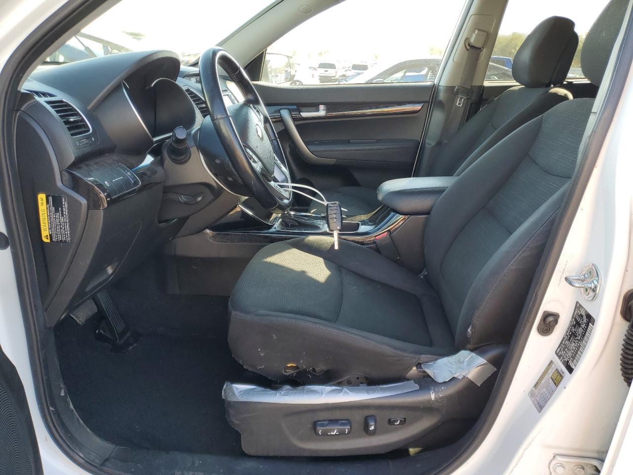 2015 KIA SORENTO LX - Image 7