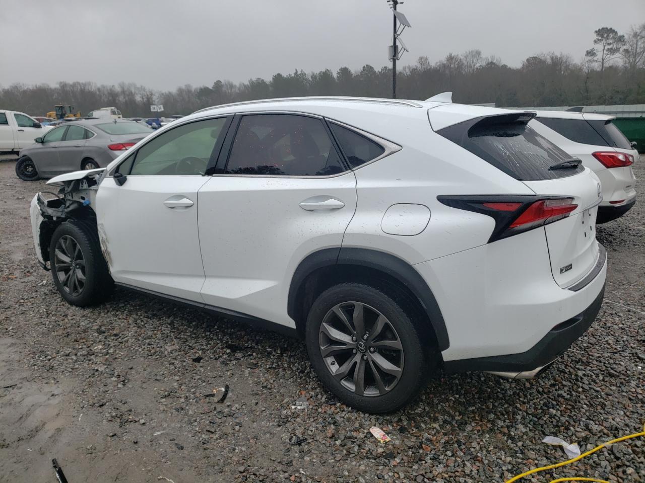 2016 LEXUS NX 200T BA - Фото 2