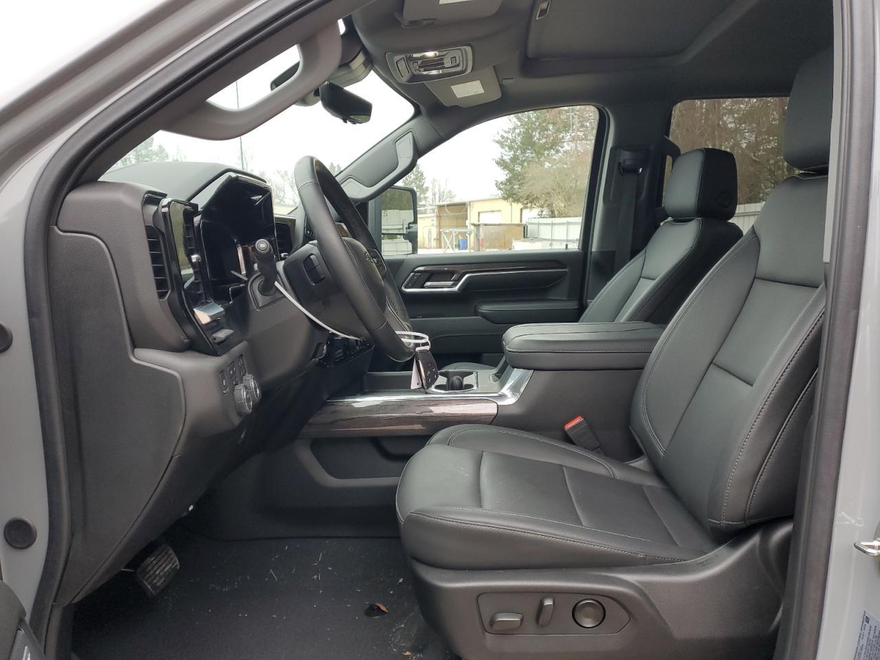 2024 CHEVROLET SILVERADO - Image 7