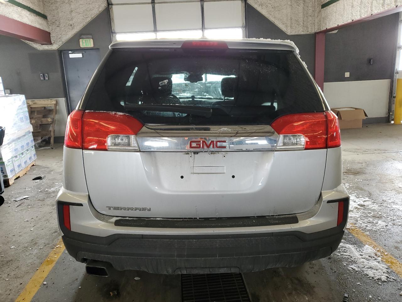 2016 GMC TERRAIN SL - Image 6
