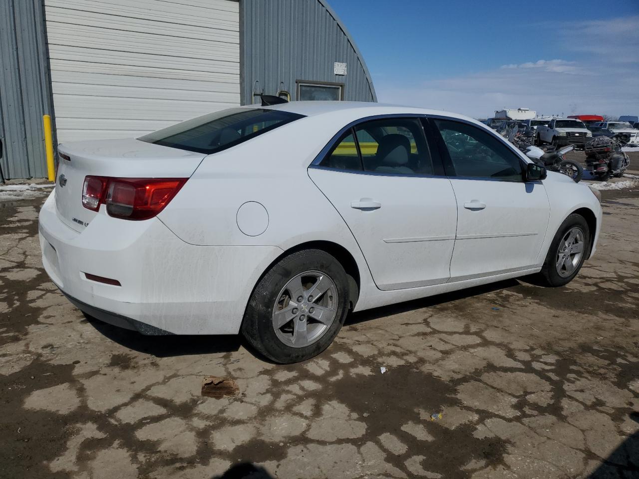 2015 CHEVROLET MALIBU LS - Image 3