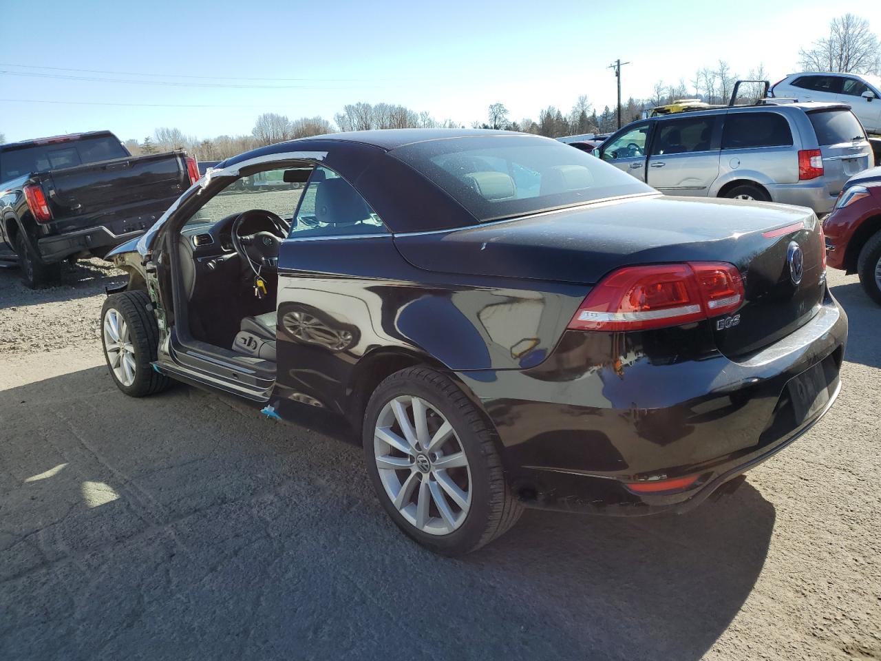 2012 VOLKSWAGEN EOS KOMFOR - Image 2