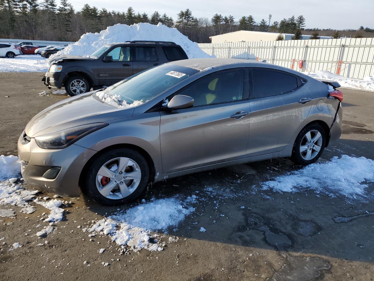 2013 HYUNDAI ELANTRA GL