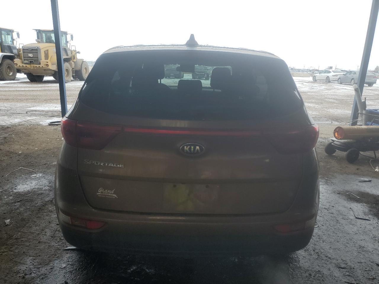 2017 KIA SPORTAGE L - Image 6