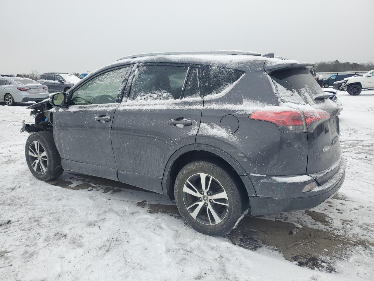 2017 TOYOTA RAV4 XLE - Фото 2