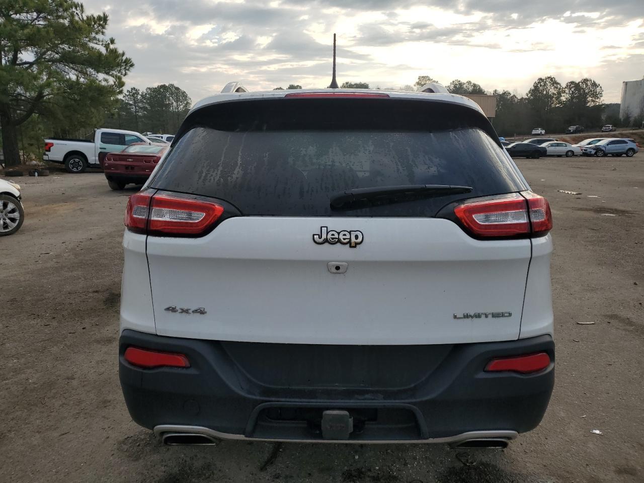 2017 JEEP CHEROKEE L - Image 6