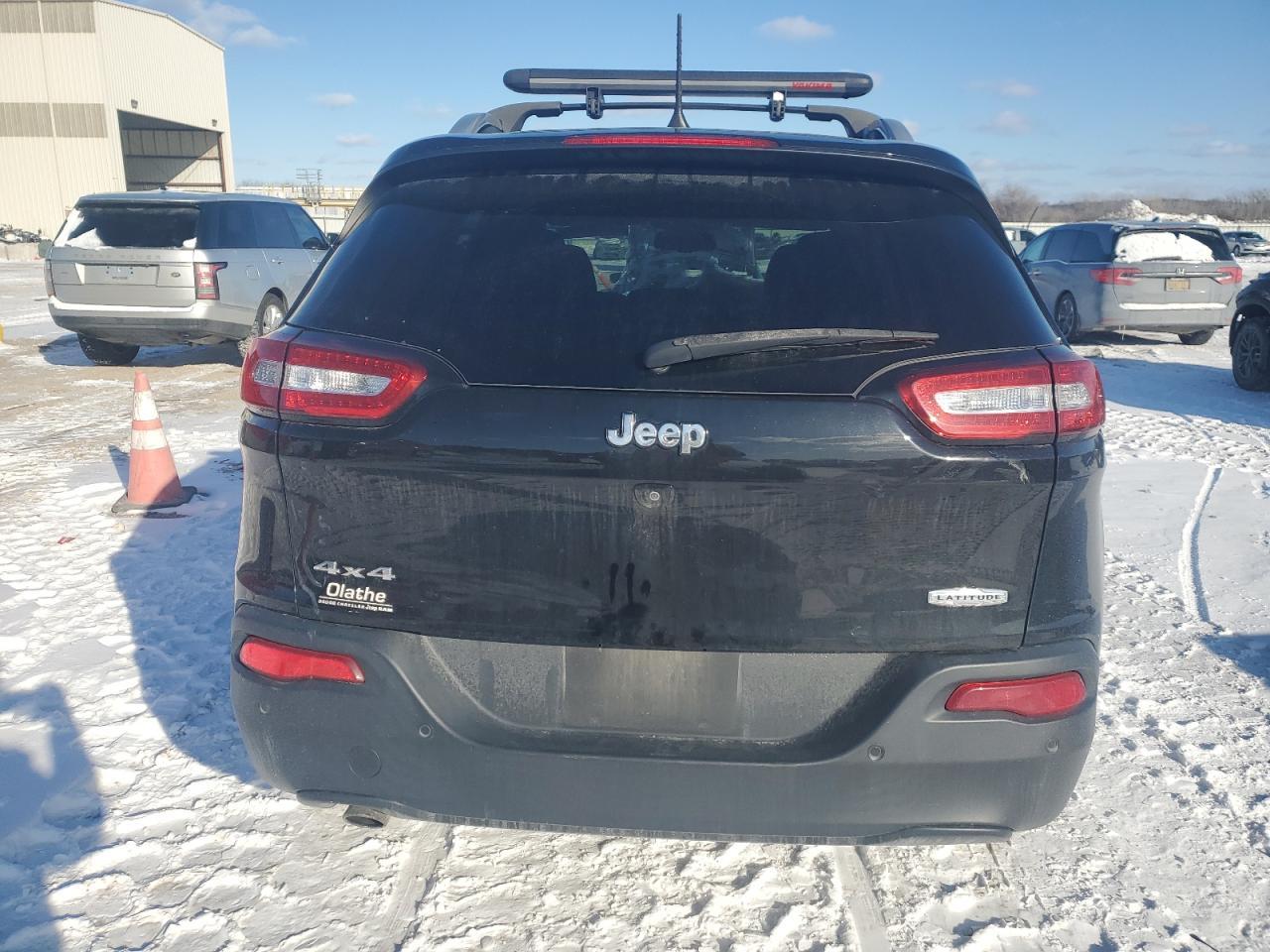 2017 JEEP CHEROKEE L - Image 6