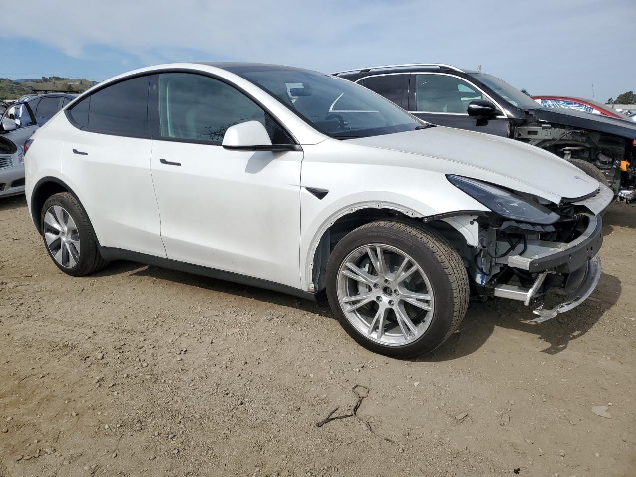 2023 TESLA MODEL Y - Image 4