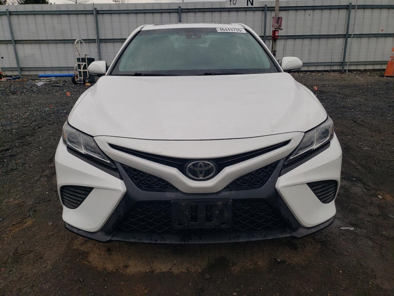 2018 TOYOTA CAMRY L - Фото 5