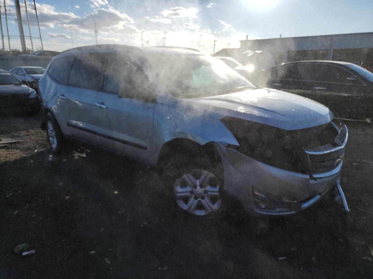 2014 CHEVROLET TRAVERSE L - Image 4