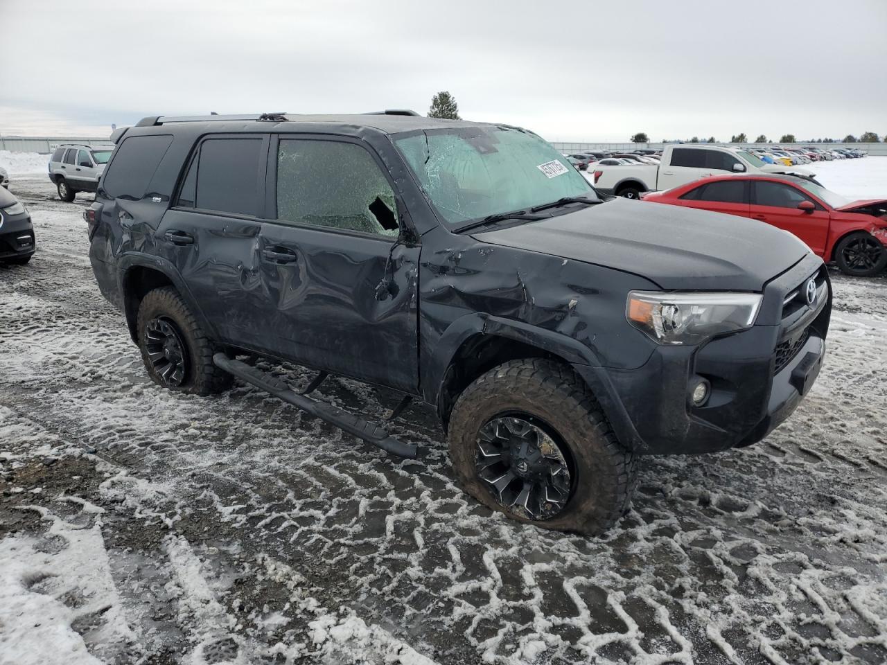 2022 TOYOTA 4RUNNER SR - Image 4