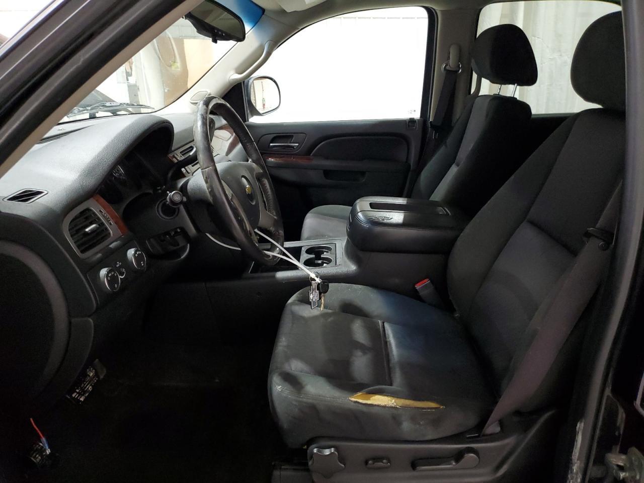 2011 CHEVROLET TAHOE K150 - Фото 7