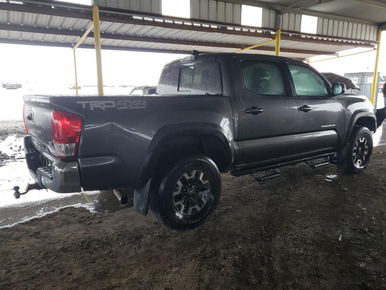 2017 TOYOTA TACOMA DOU - Фото 3