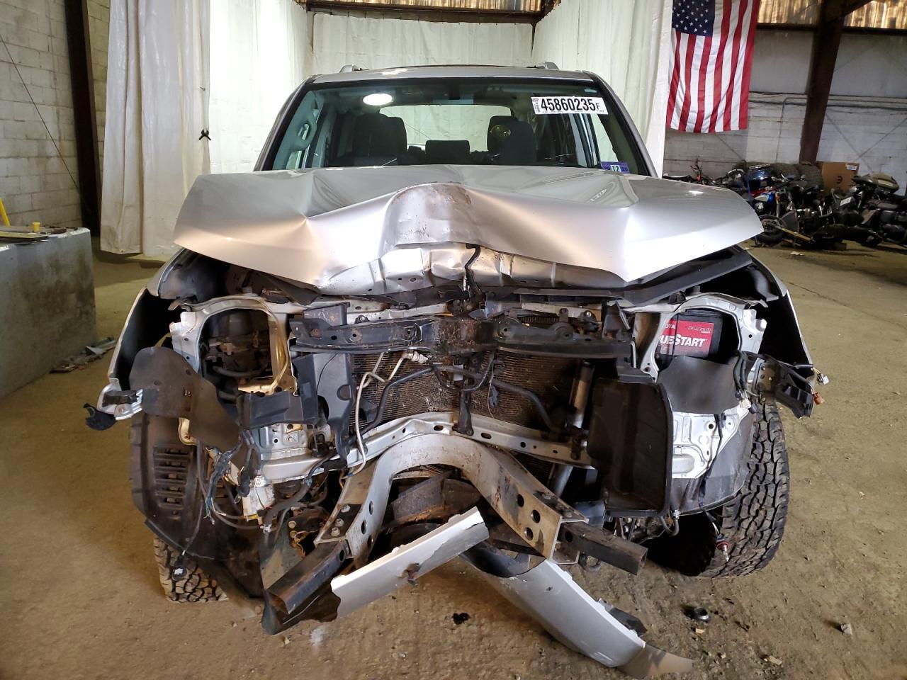 2017 TOYOTA 4RUNNER SR - Image 5