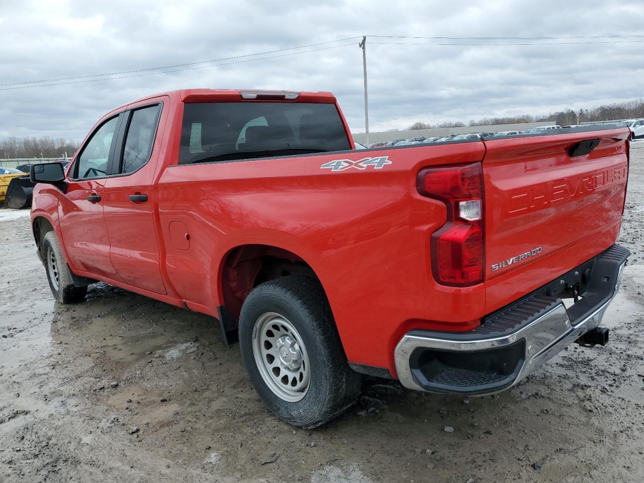 2021 CHEVROLET SILVERADO - Фото 2
