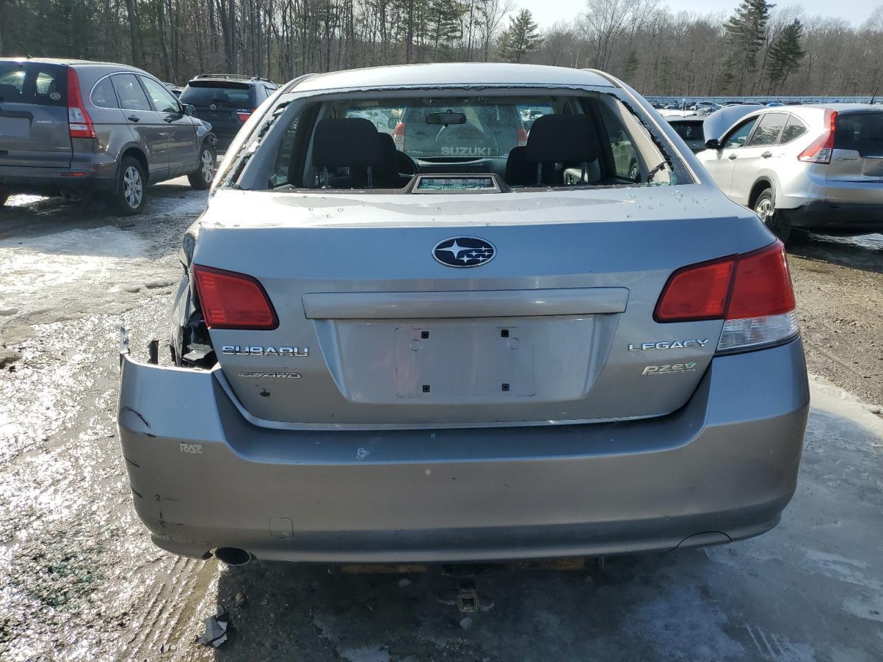 2011 SUBARU LEGACY 2.5 - Image 6