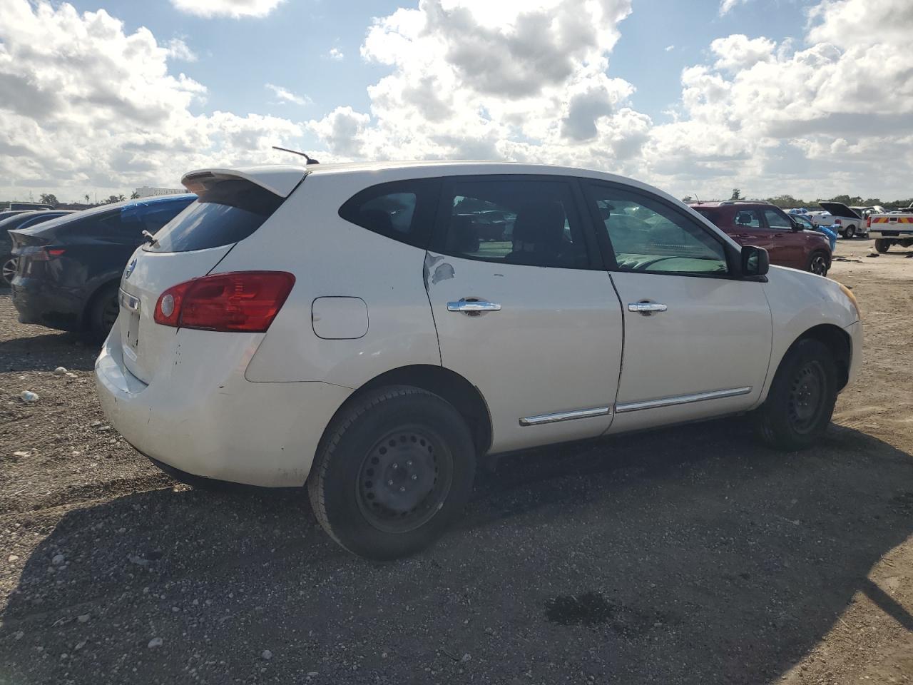 2013 NISSAN ROGUE S - Фото 3