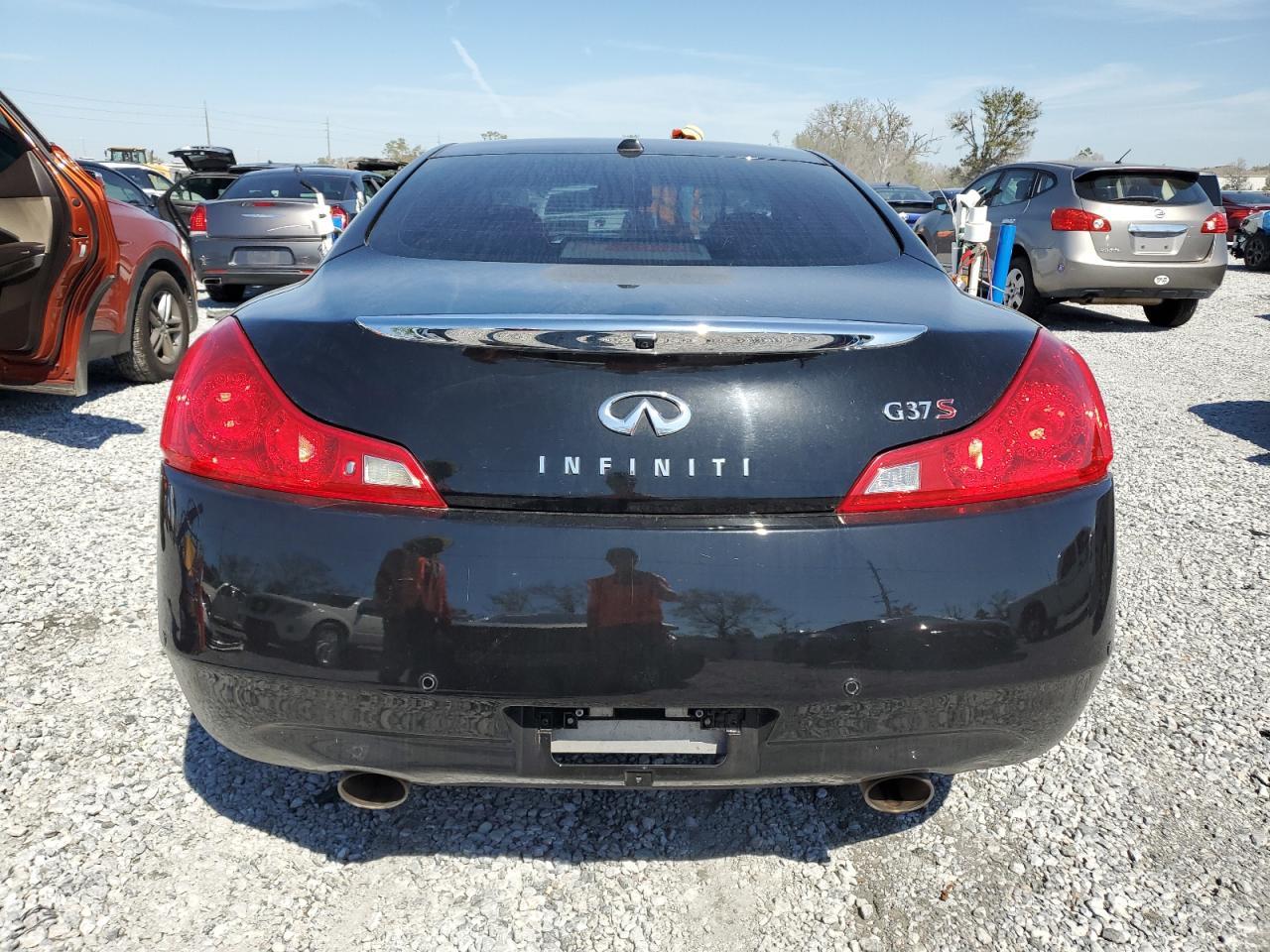 2012 INFINITI G37 BASE - Image 6