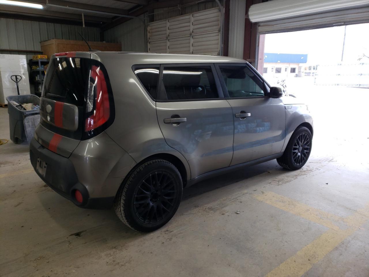 2014 KIA SOUL + - Image 3