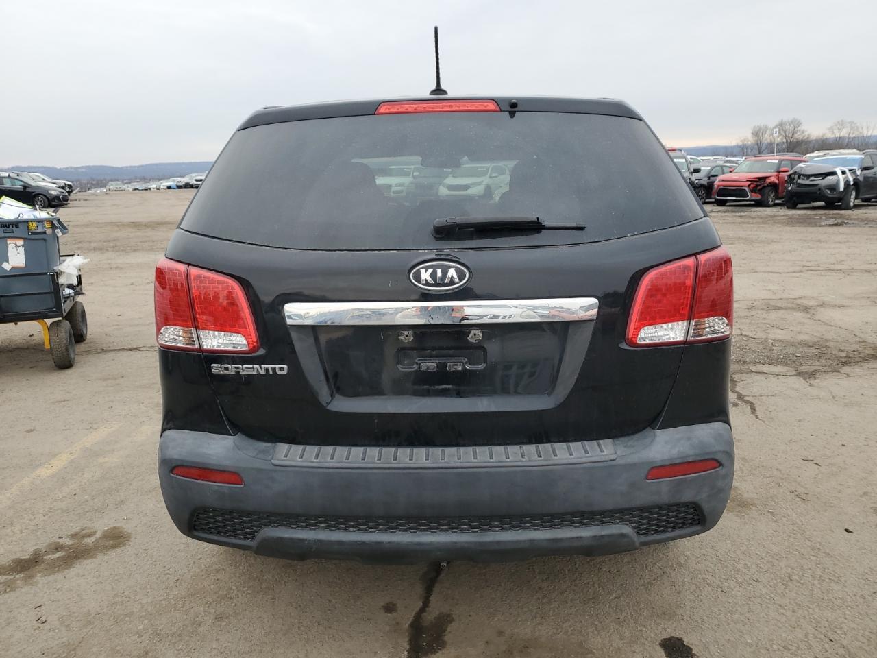 2012 KIA SORENTO - Фото 6