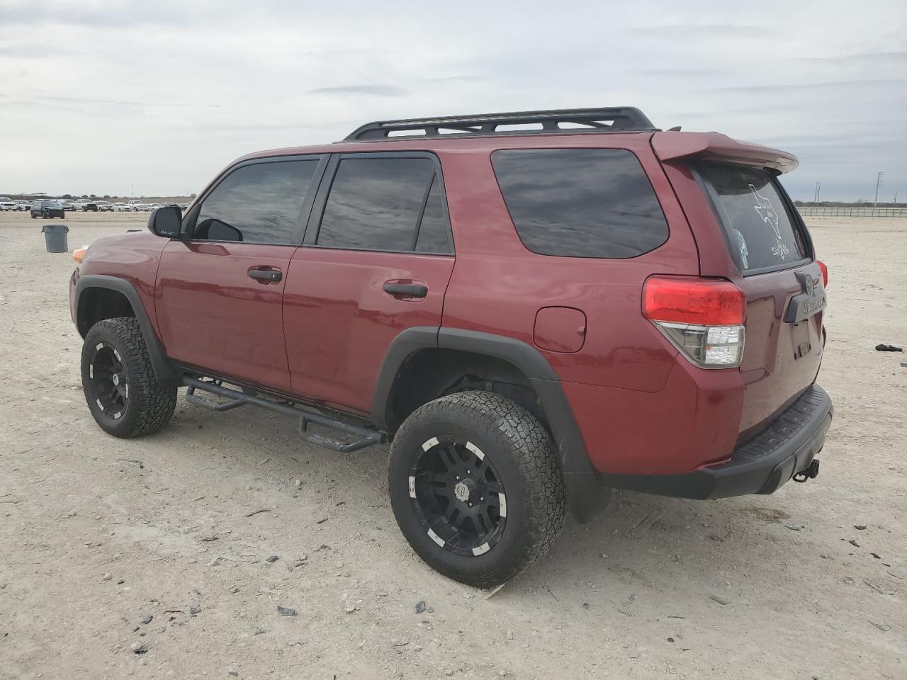 2011 TOYOTA 4RUNNER SR - Image 2
